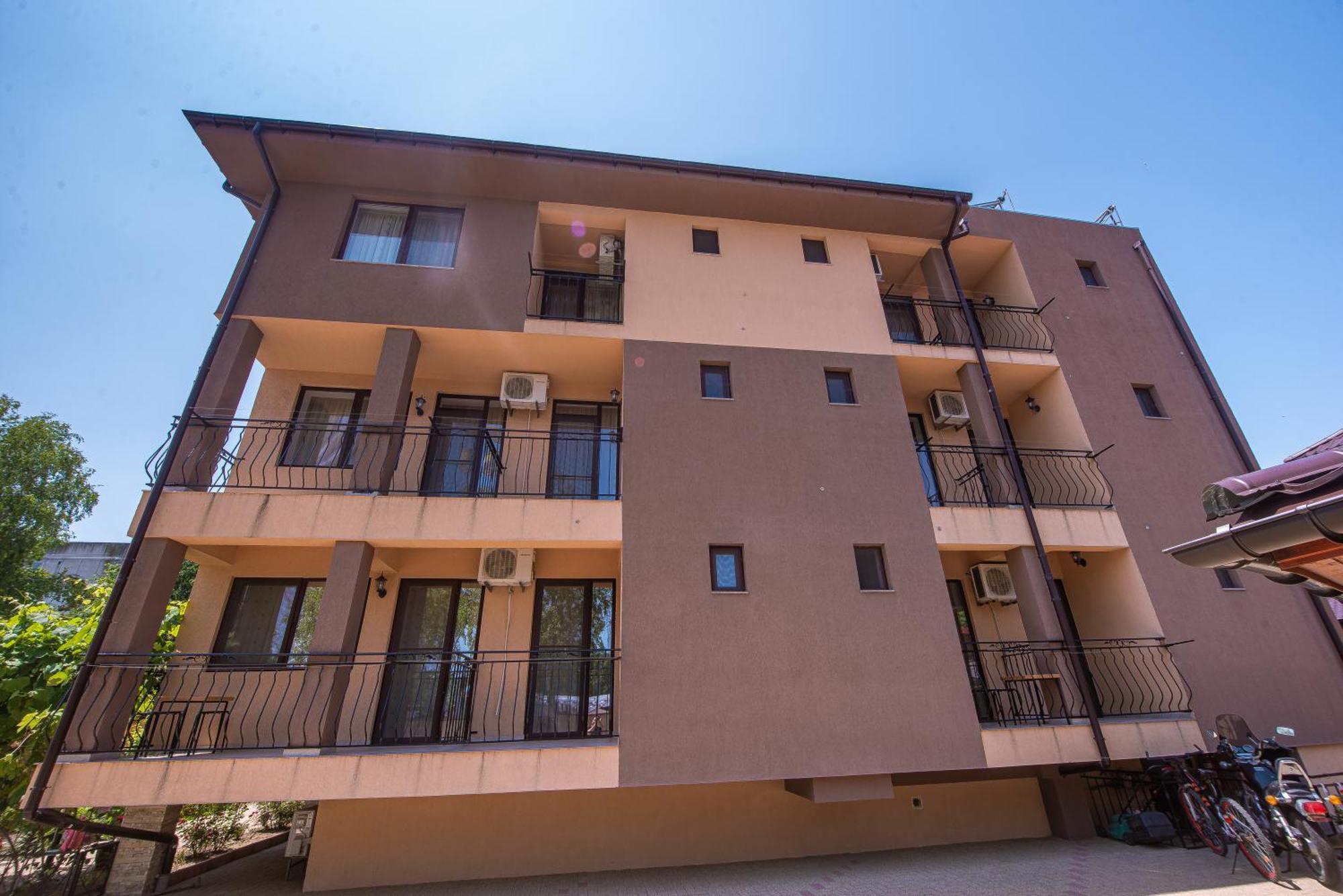 Vila Puky Neptun Exterior foto